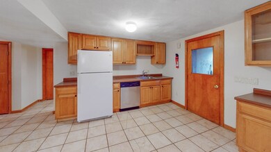 19 Ashmont Ave unit A, Newton, MA 02458 - photo 3