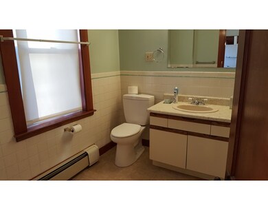 30 Main St unit 1st Floor, South Grafton, MA 01560 - photo 5