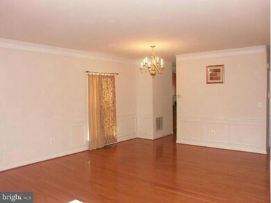 18486 Quantico Gateway Dr, Triangle, VA 22172 - photo 3