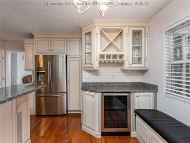 322 Lisa Jo St, Scott Depot, WV 25560 - photo 6