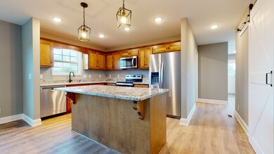 220 Coney Island Rd, Shelbyville, TN 37160 - photo 6