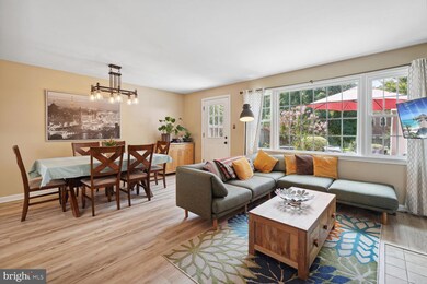 6072 Hardwick Place, Falls Church, VA 22041 - photo 3