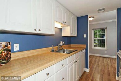 8762 Tamar Dr, Columbia, MD 21045 - photo 6