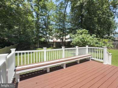 5646 Mount Burnside Way, Burke, VA 22015 - photo 4