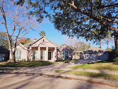8606 Concerto Cir, Houston, TX 77040 - photo 2