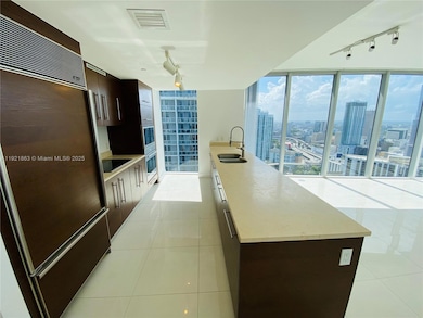 Icon Brickell Tower 1 unit 3715, Miami, FL 33131 - photo 5