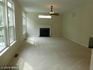 42237 St Huberts Place, Chantilly, VA 20152 - photo 6