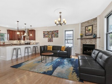 302 Beech St, Roslindale, MA 02131 - photo 4