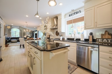 16 Judith Cir, Sutton, MA 01590 - photo 3