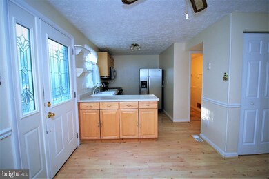 27 Dufief Ct, North Potomac, MD 20878 - photo 5