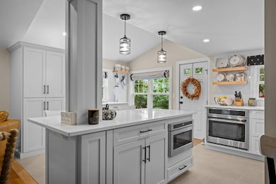 10 Rogers Rd, Warwick, RI 02888 - photo 7