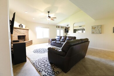 004 Living Room 2
