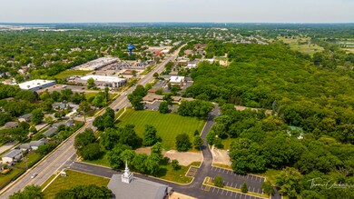 unlisted-address, Bolingbrook, IL 60440 - photo 5