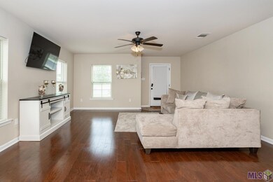 4306 Sugar Hollow Ln, Addis, LA 70710 - photo 4