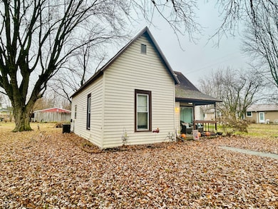 6 S Main St, Roachdale, IN 46172 - photo 3