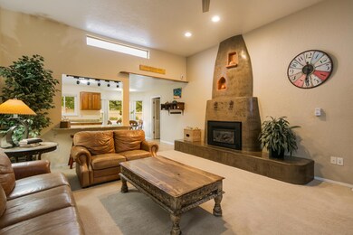 6720 Hensch Ave NE, Albuquerque, NM 87109 - photo 5