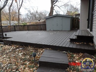 2602 SW 30th St, Topeka, KS 66611 - photo 4
