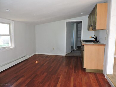 162 Outlet Rd, Dallas, PA 18612 - photo 7
