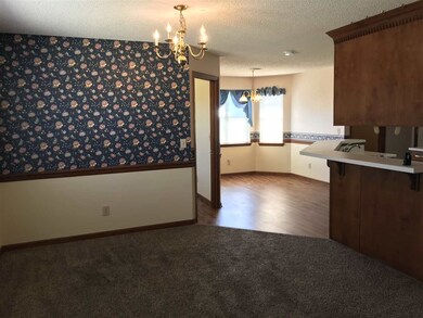 1208 Oakland Ave, Warner Robins, GA 31088 - photo 4