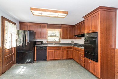 24 Dunshire Dr, North Chelmsford, MA 01863 - photo 5