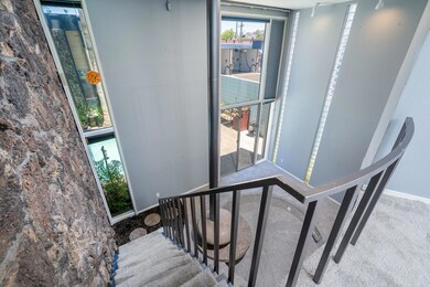 07_Stairs-01