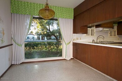 Breakfast room