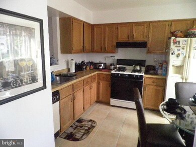 1013 Lake Shore Dr, Bowie, MD 20721 - photo 3