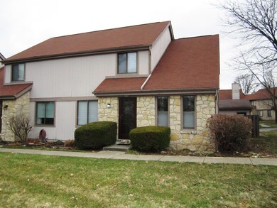 6301 Bidwell Ln, Columbus, OH 43213 - photo 2