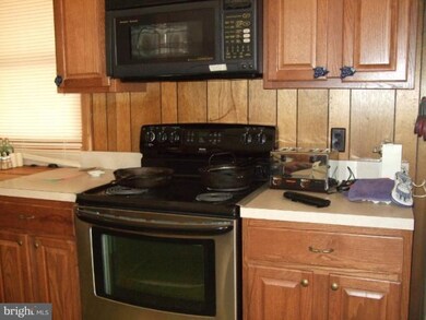 139 Laverne Ln, Hedgesville, WV 25427 - photo 3