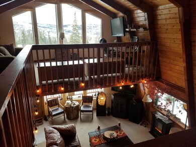 LivingRm_Loft_view