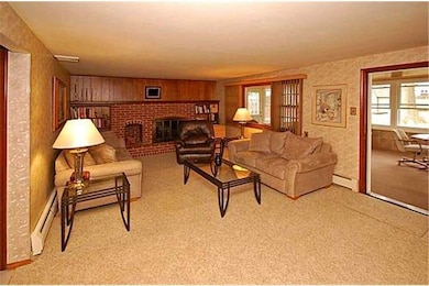 170 Walton Dr, Morrisville, PA 19067 - photo 7