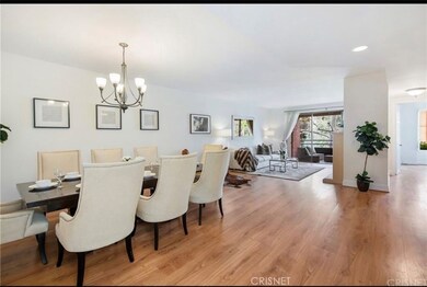 4792 Park Encino Ln unit 102, Encino, CA 91436 - photo 4