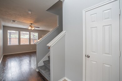 75 S Burberry Park Cir, Spring, TX 77382 - photo 5