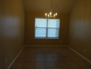 10807 Coral Garden Ln, Houston, TX 77075 - photo 2