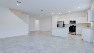 248 Nine Iron Dr, Davenport, FL 33896 - photo 4