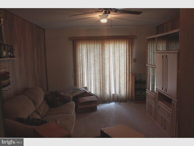 1142 Cushmore Rd, Southampton, PA 18966 - photo 5