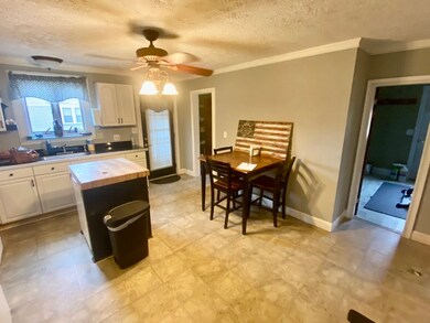 2062 Pleasant St, Three Rivers, MA 01080 - photo 6