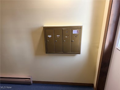 806 Kentwood Dr unit 3, Youngstown, OH 44512 - photo 7