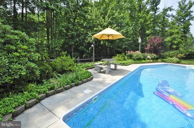 6824 Silverbrook Dr, Spotsylvania, VA 22553 - photo 2