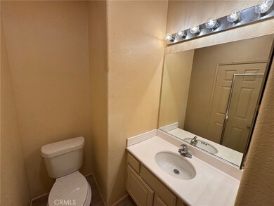12353 Blazing Star Ln unit Casita, Victorville, CA 92392 - photo 5