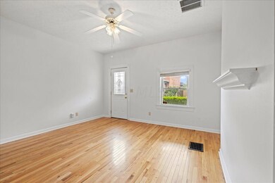 Living Room & Mantel