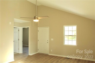 1410 Southridge St unit 6, Shelby, NC 28152 - photo 4