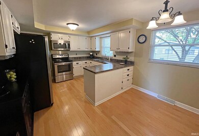 1301 NE 3rd St, Washington, IN 47501 - photo 4