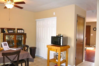 Dining area to living room