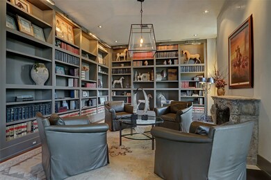 11207 Tyne Ct, Houston, TX 77024 - photo 6