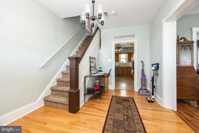 121 Moorehead Ave, Conshohocken, PA 19428 - photo 3