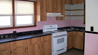 67 Cleverly Ct, Quincy, MA 02169 - photo 6