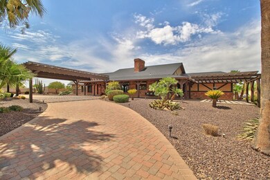 Front_of_Home_2