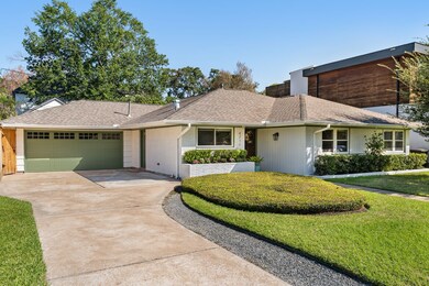 4214 Whitman St, Houston, TX 77027 - photo 2