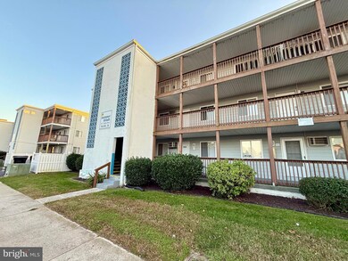 417 Robin Dr unit 301, Ocean City, MD 21842 - photo 2